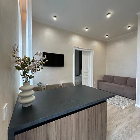 Appartamento Stone & Wood Leopoli