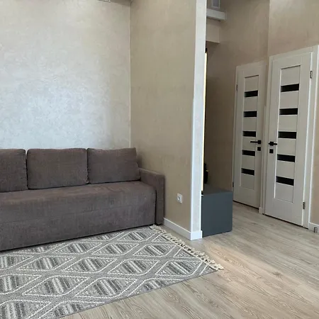 Stone & Wood Apartment *